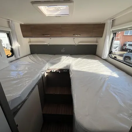 Botel Endless - Mobile - 4 People