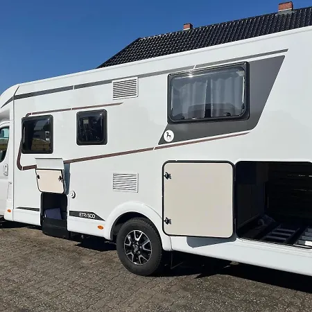 Úszó hotel Endless - Mobile - 4 People *